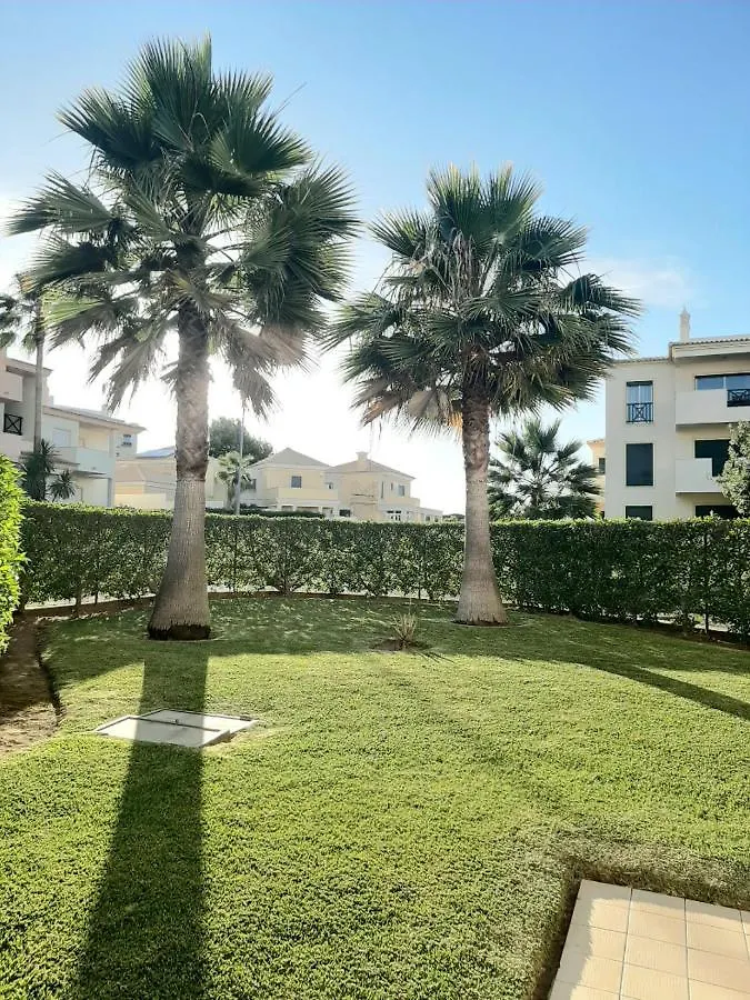 Pool And Garden Village-Near Beach Albufeira